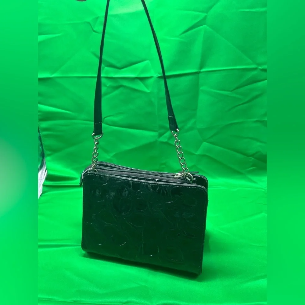 Miche Black Textured Clutch with Glossy Finish (P3)